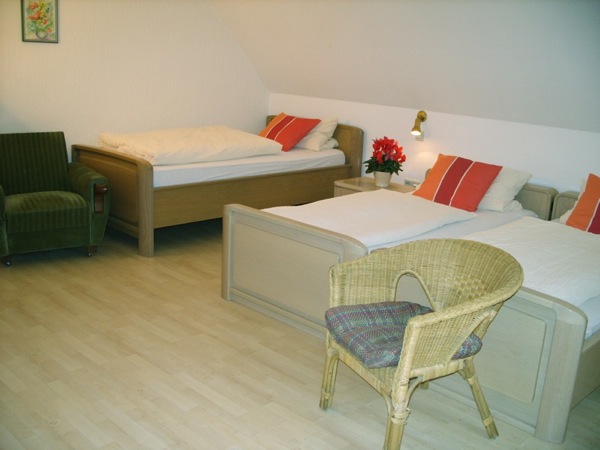 Ferienwohnung Drei Bett Schlafzimmer in Lippstadt